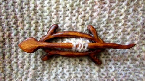 Brooch for shawls, wood - Lizard.  buy in the online store